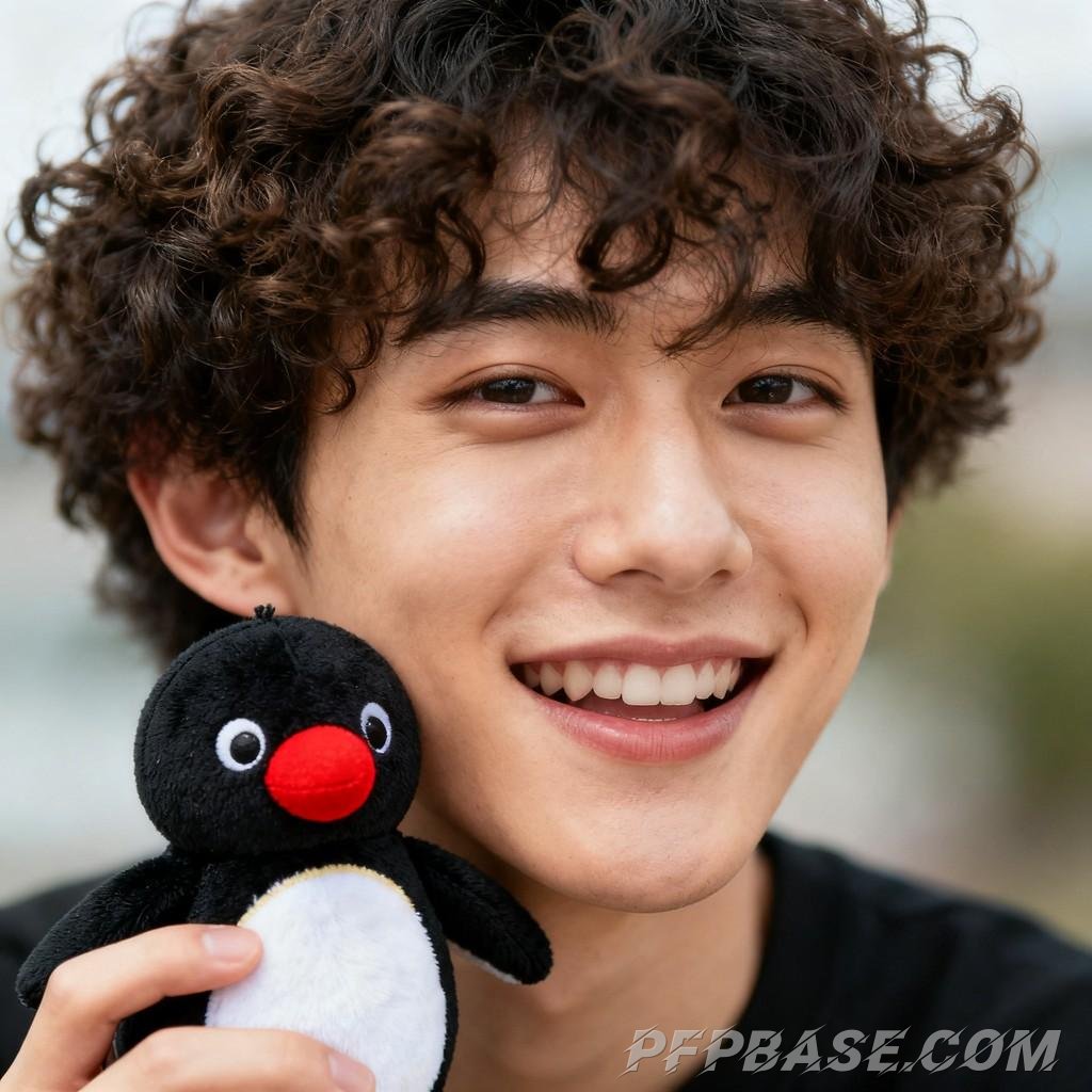 Image 3: playful and cute, warm and soothing, everyday delights, melancholic introspection, urban wanderer