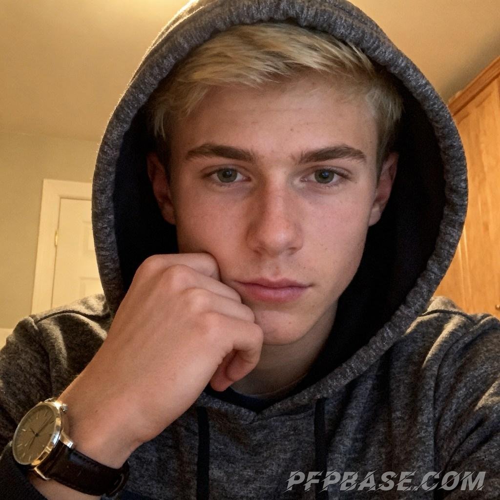 Image 5: trend, style, cityscape, youth, mood