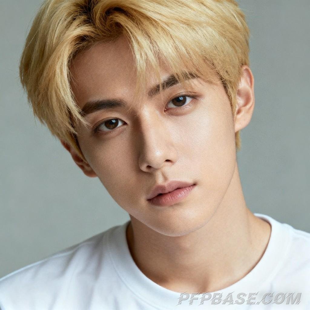 Image 4: cityscape, trend, portrait, personality, expression