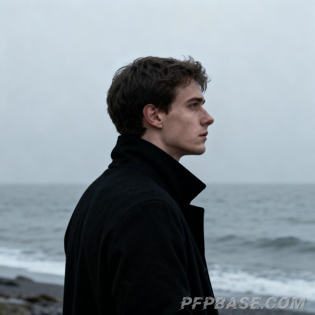 Image 8: urban, ambiance, youthful, man, profile picture